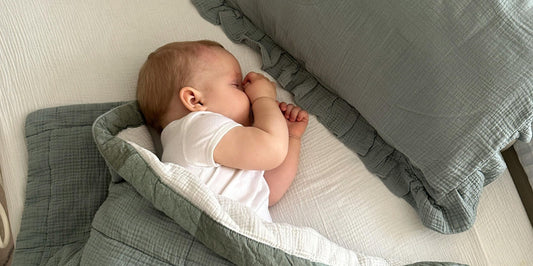 How to Sleep Train Your Baby: Different Methods and Tips for New Moms