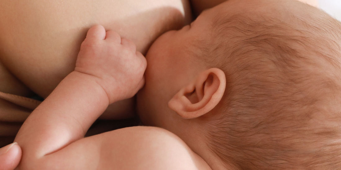Feeding Cheat Sheets for New Moms: Breast, Formula, or Combo — You’ve Got This